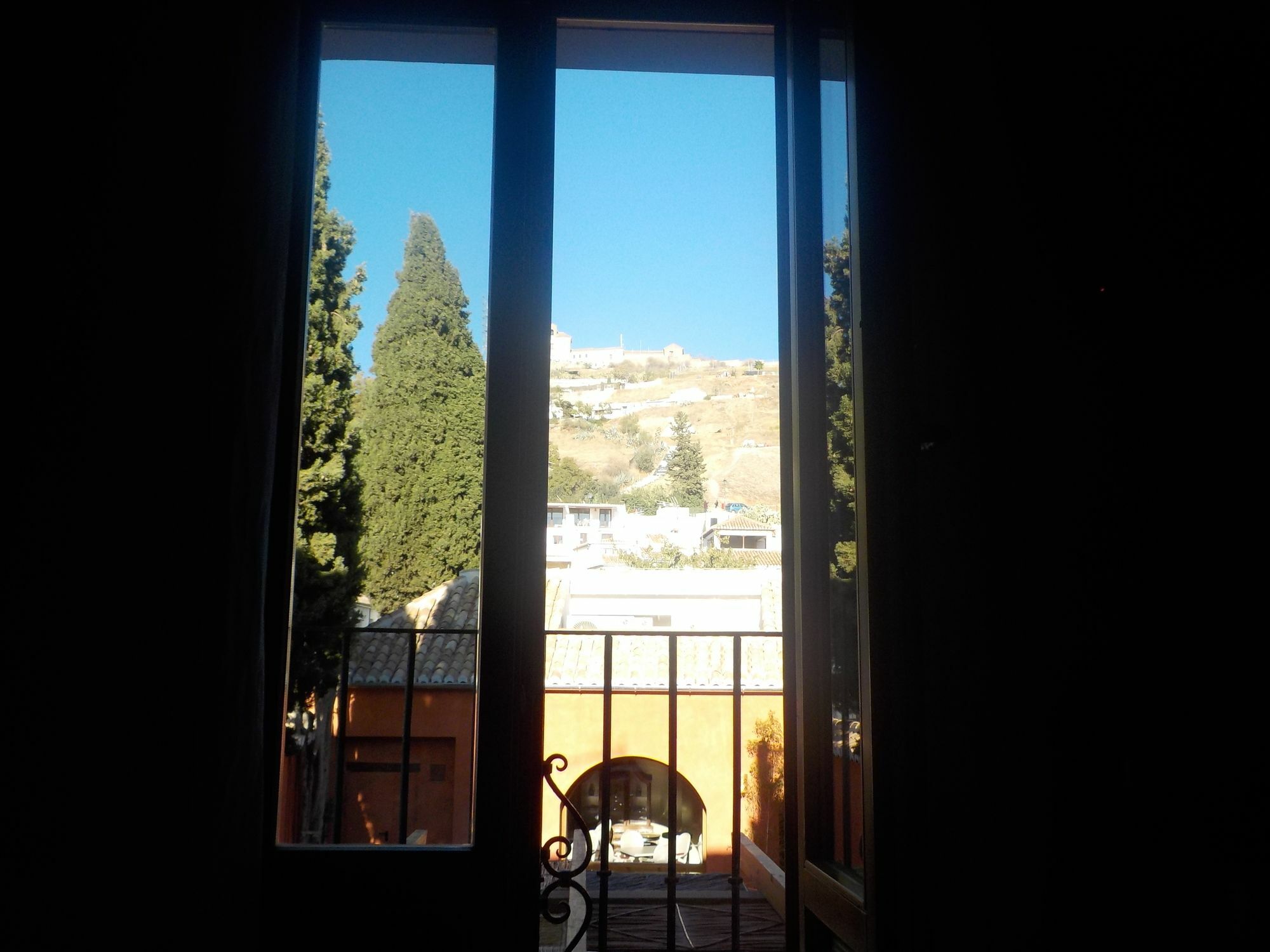 Alojamiento Con Encanto La Luna En El Alba Granada Bagian luar foto
